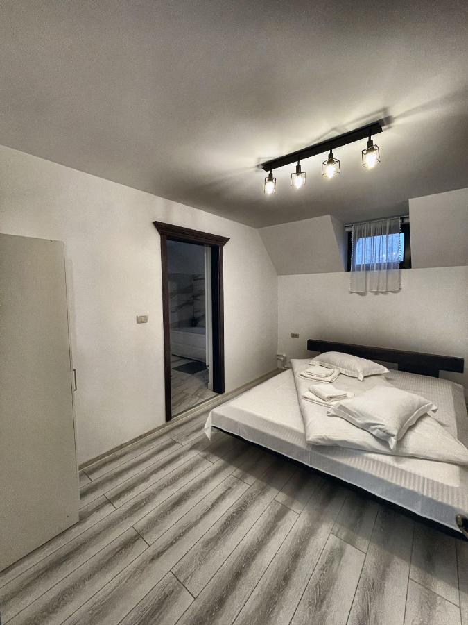 Casa Din Podirei Βίλα Capu Cîmpului Εξωτερικό φωτογραφία